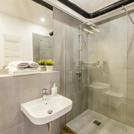 Cosy Loft 1 Center Apartmán